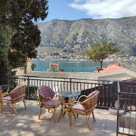 Bay Mola Aparts Kotor Exteriér fotografie