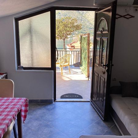 Bay Mola Aparts Kotor Exteriér fotografie
