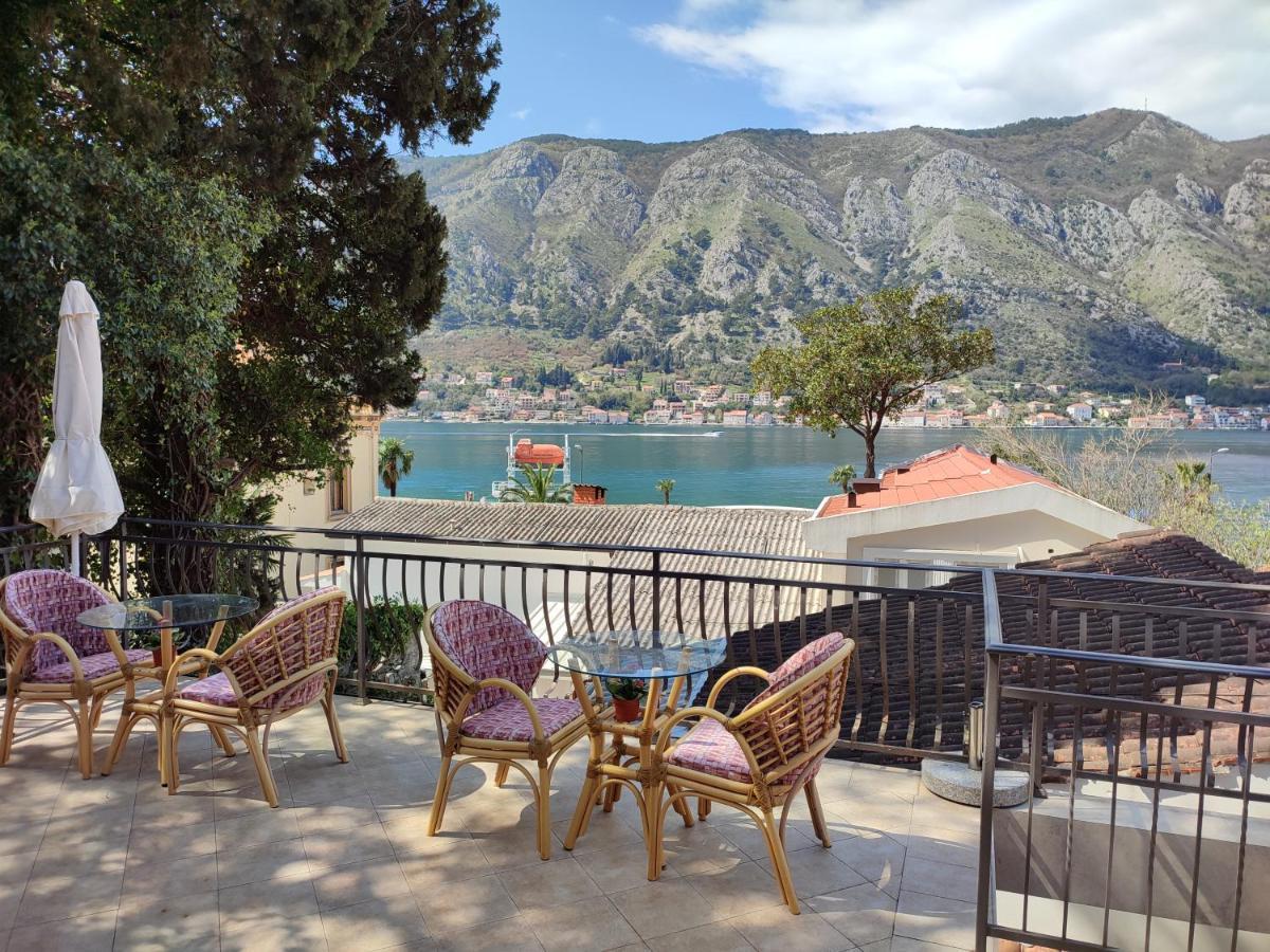 Bay Mola Aparts Kotor Exteriér fotografie